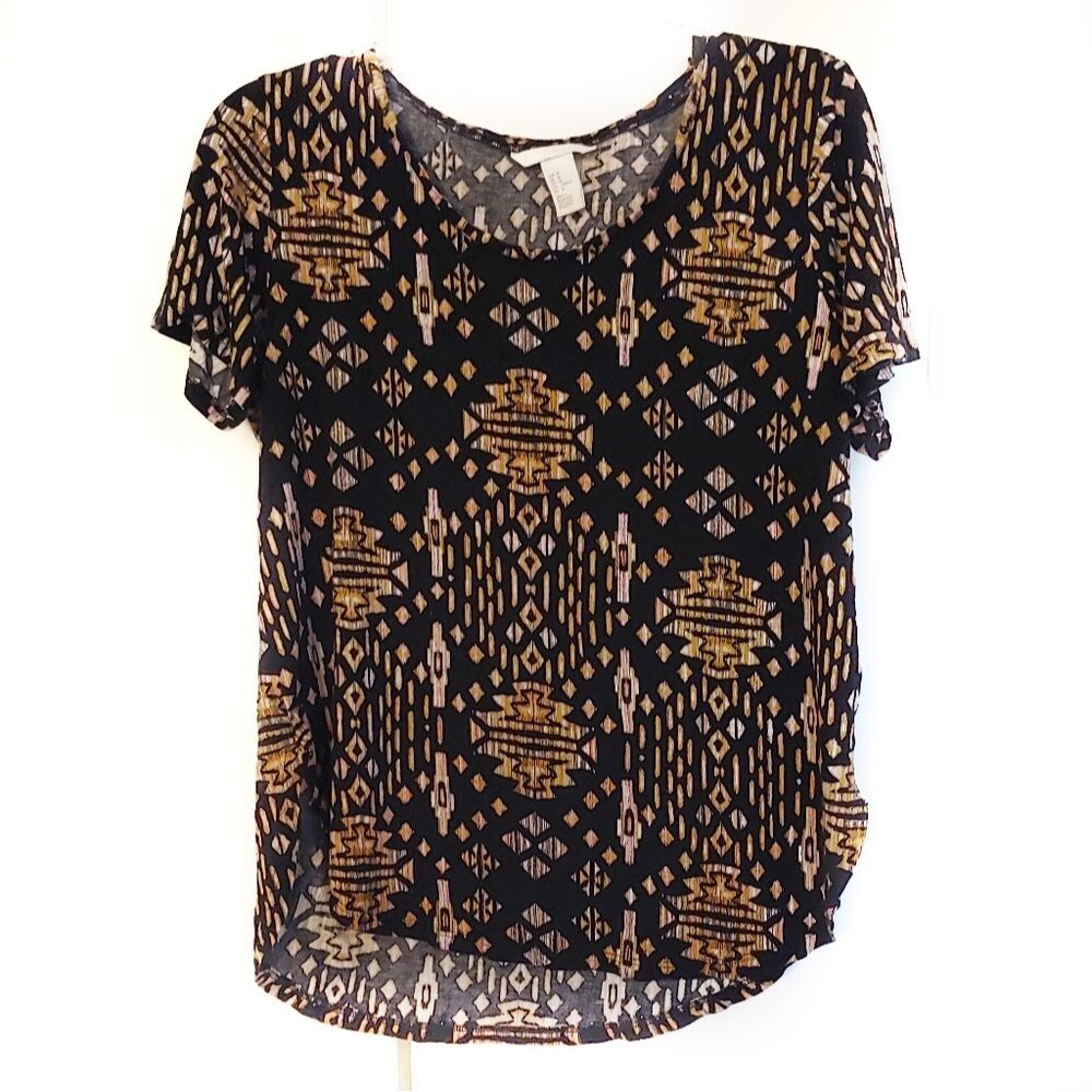 H&M Black Tribal Pattern T-Shirt Size Medium